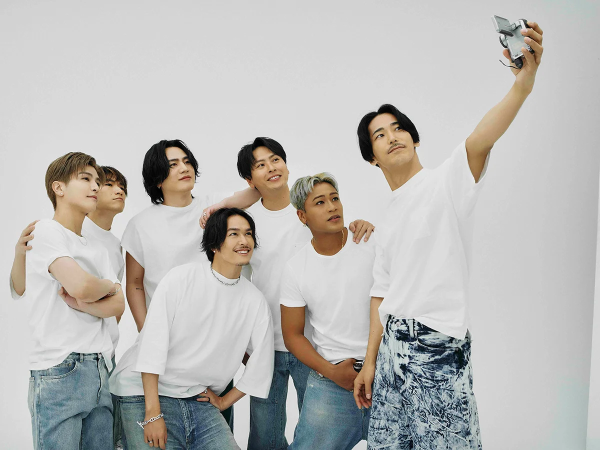JSB雑誌、フリーペーパー 三代目 J SOUL BROTHERSの15年の軌跡を収めたスペシャルブック、限定